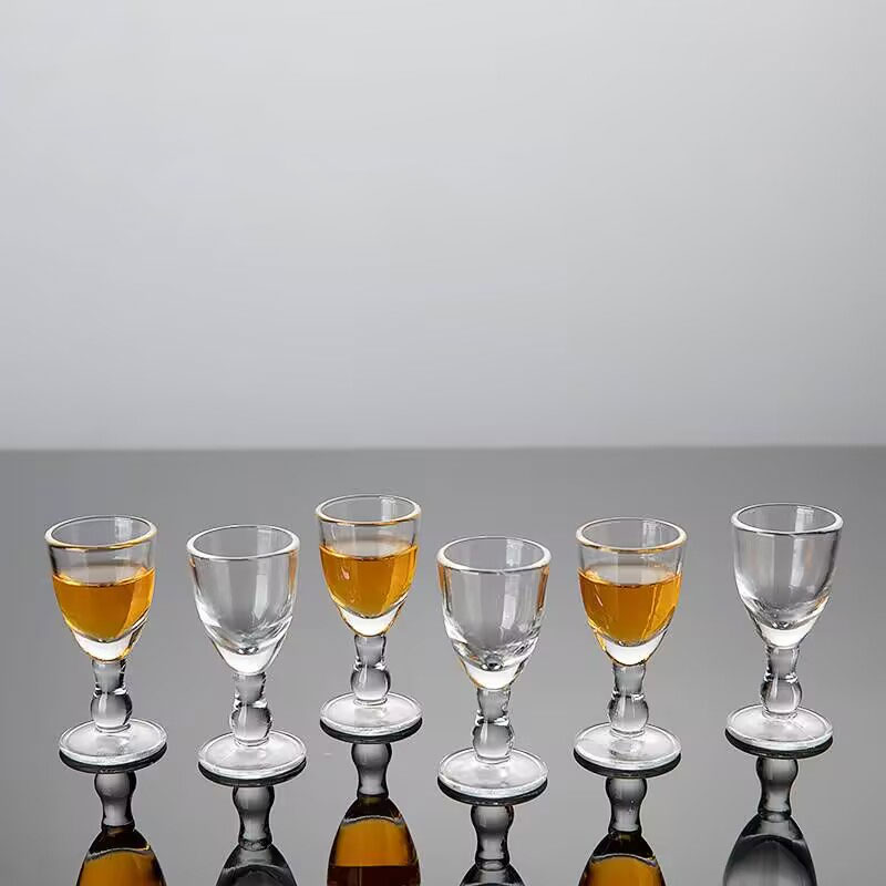 Wine Beer Foot - Sei mini bicchieri da vino con