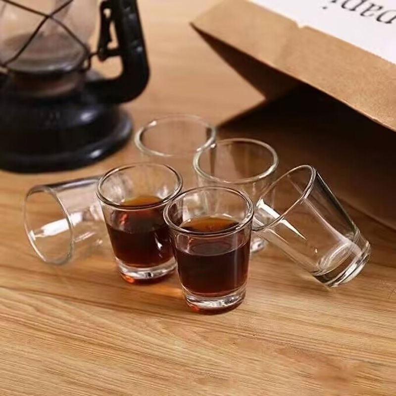 Sei mini bicchieri da vino con - Wine Beer Foot recensione e prezzo