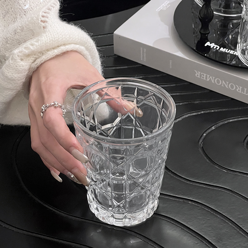 2 pz 310ml Vintage Diamond Pat - Wine In Beer Glass recensione e prezzo