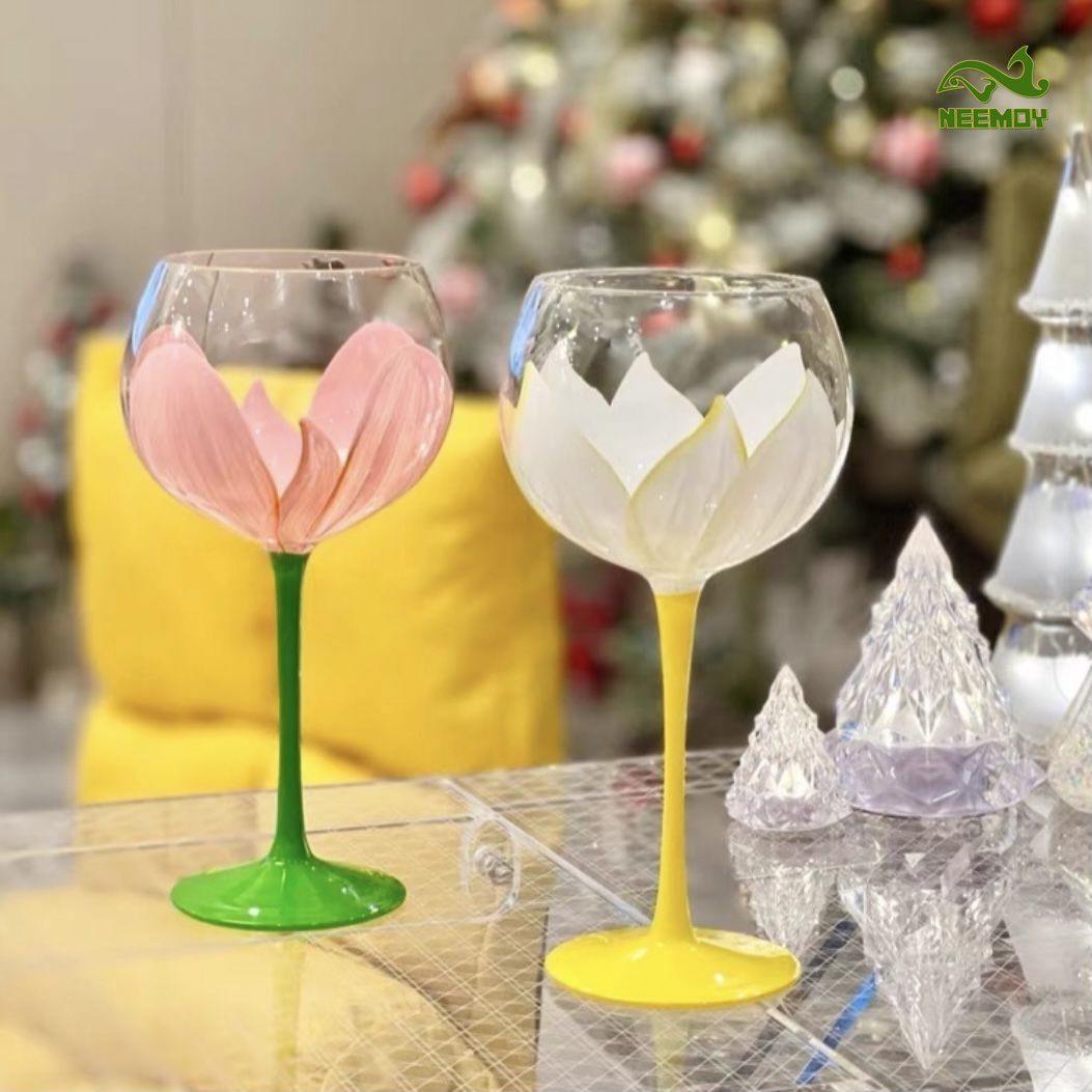 Tazza di vetro dipinta a tulip - Wine Beer Foot recensione e prezzo