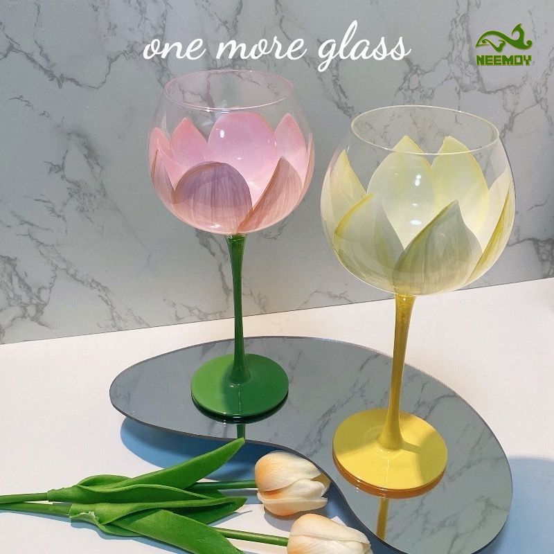 Tazza di vetro dipinta a tulip - Wine Beer Foot recensione e prezzo
