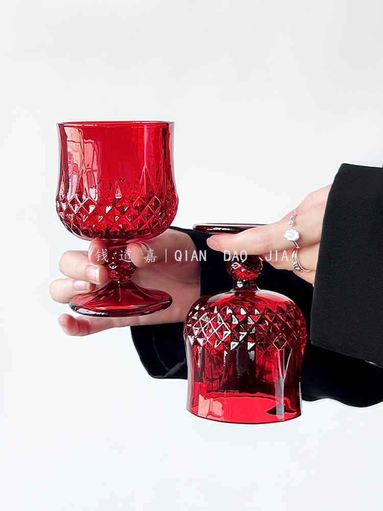 Bicchiere Vintage con piedini  - Wine Beer Foot recensione e prezzo