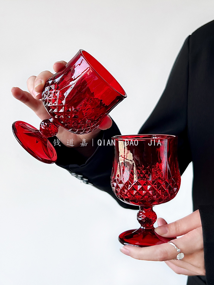 Bicchiere Vintage con piedini  - Wine Beer Foot recensione e prezzo